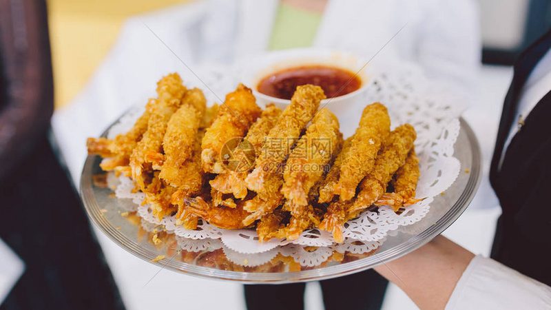 零食批发一手货源注意事项
