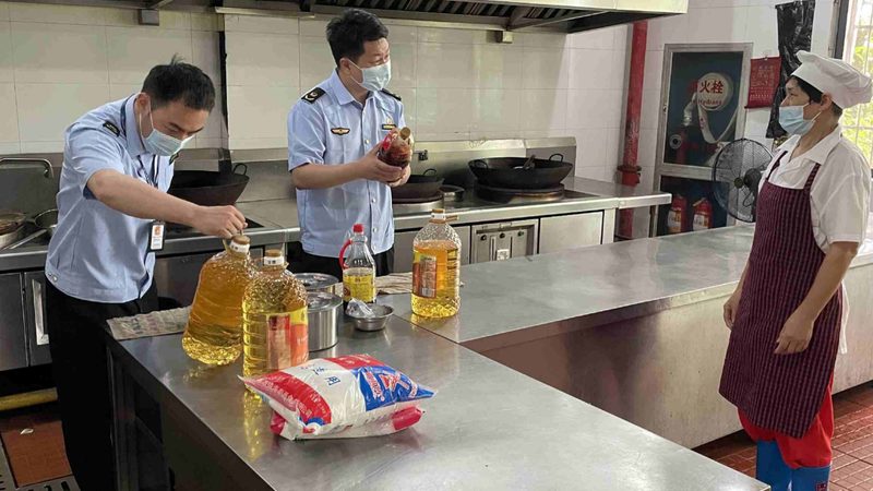 火锅底料500克与1千克代理价格差异解析